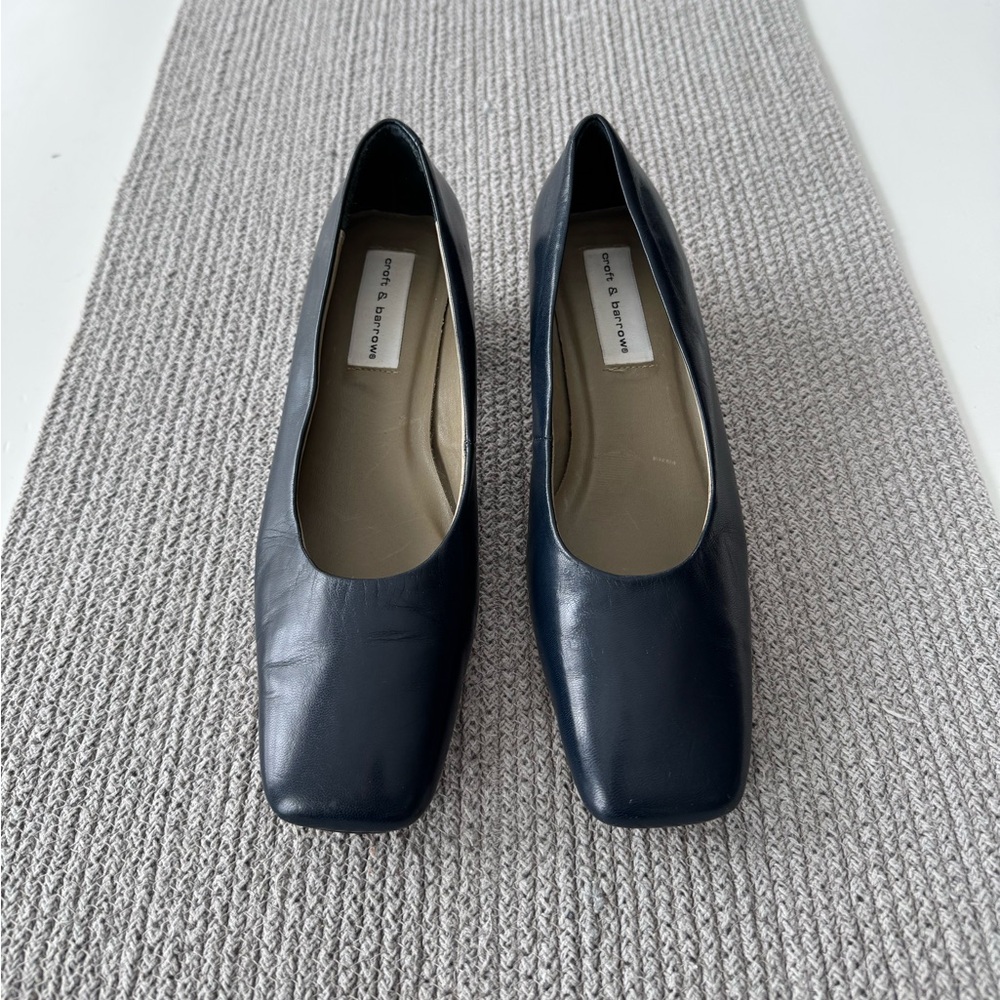 Vintage navy leather square-toe heels